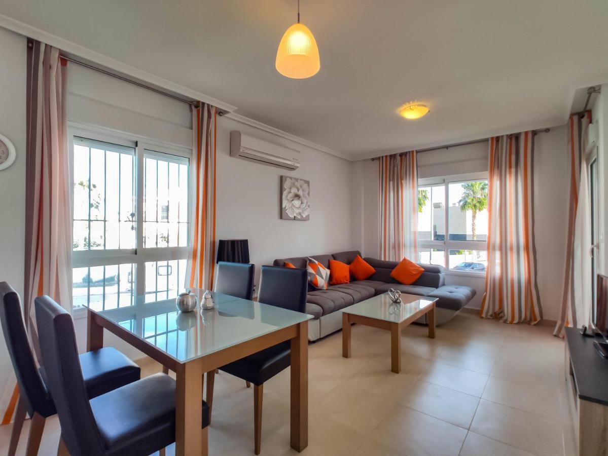 Villamartin 2 Bed 2 Bath Holiday Apartment Кампоамор Екстериор снимка